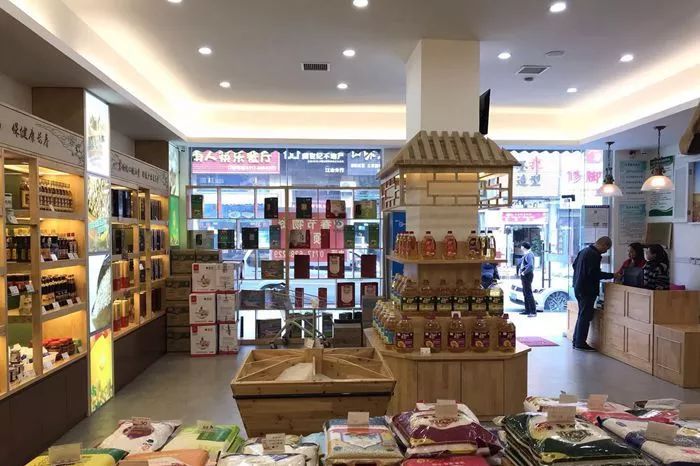 將放心糧油店開到家門口，能否打通放心糧油消費的最后一公里？