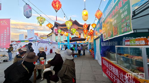 青海果洛瑪央夜市開攤迎客，高原特色好物熱銷帶動批發貿易新活力